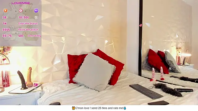 Snapshot of Miranda_Foxx chatting on 01.22.25 Miranda Foxx online show from 01.22.25