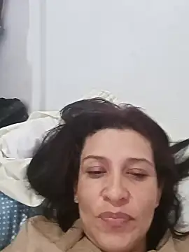 Snapshot of Slut_Milf_ chatting on 01.01.25 Slut Milf  online show from 01.01.25