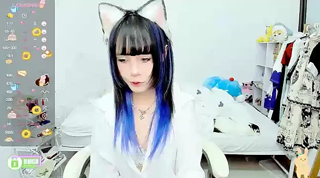 Snapshot of RassieRaph chatting on 01.08.25 RassieRaph online show from 01.08.25