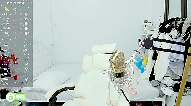 Snapshot of RassieRaph chatting on 03.14.25 RassieRaph online show from 03.14.25