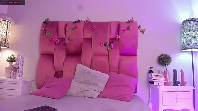 SweetBonniie online show from 01.11.25