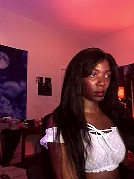 Snapshot of lanaluxxe4 chatting on 12.03.24 lanaluxxe4 online show from 12.03.24