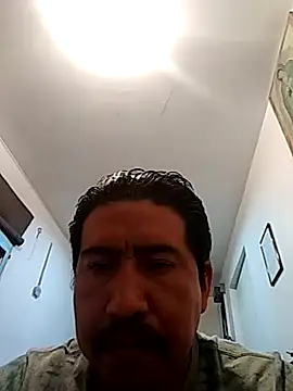 Snapshot of Loco1407 chatting on 11.17.25 Loco1407 online show from 11.17.25