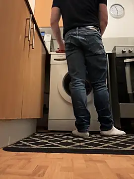 Snapshot of Dan_NFS chatting on 11.01.25 Dan NFS online show from 11.01.25