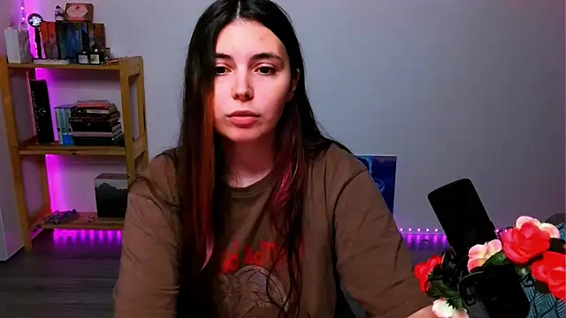 Snapshot of peaachybabe__ chatting on 09.30.25 peaachybabe   online show from 09.30.25