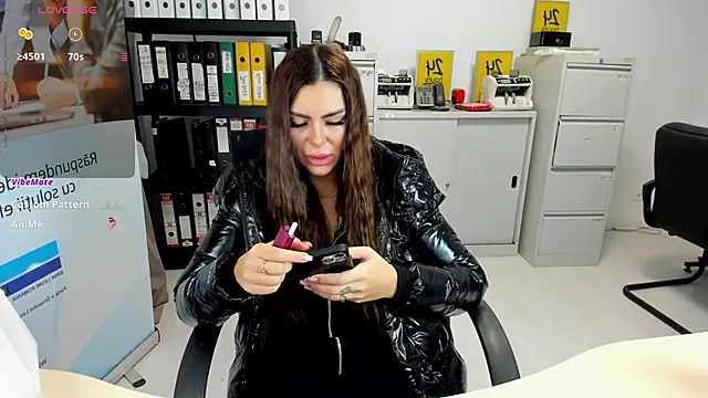 Snapshot of kilenyapatrice chatting on 01.15.25 kilenyapatrice online show from 01.15.25