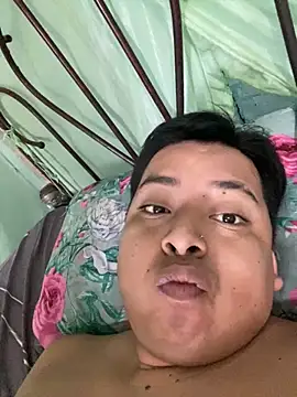 Snapshot of Avilespozo19993 chatting on 10.24.25 Avilespozo19993 online show from 10.24.25