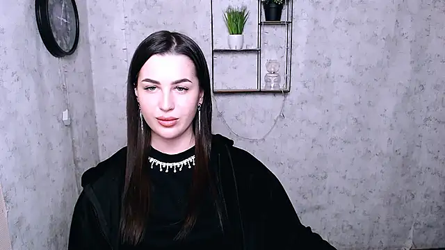 Snapshot of DivaKaily_ chatting on 12.02.24 DivaKaily online show from 12.02.24