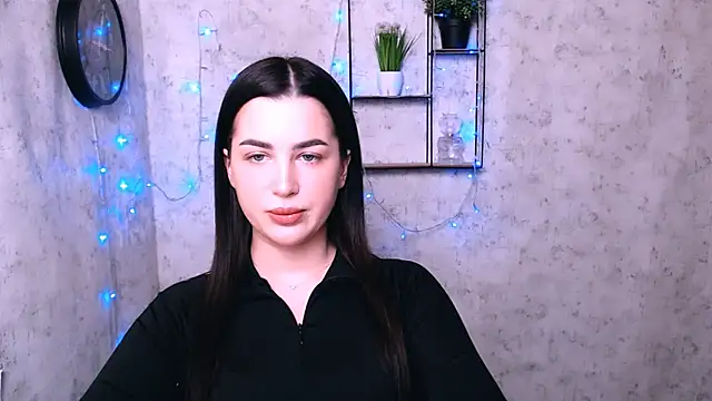 Snapshot of DivaKaily_ chatting on 02.04.25 DivaKaily online show from 02.04.25