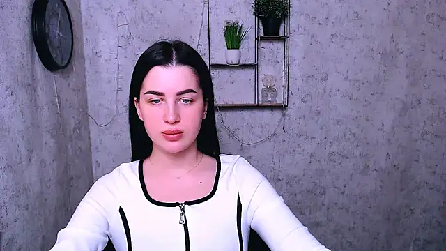 Snapshot of DivaKaily_ chatting on 02.06.25 DivaKaily online show from 02.06.25