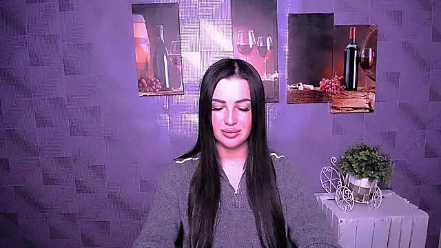 Snapshot of DivaKaily_ chatting on 09.12.25 DivaKaily online show from 09.12.25