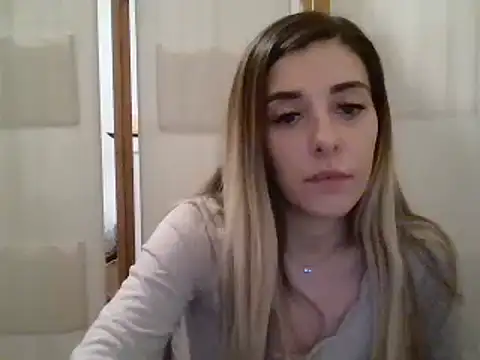 Snapshot of MissBella131 chatting on 01.24.25 MissBella131 online show from 01.24.25