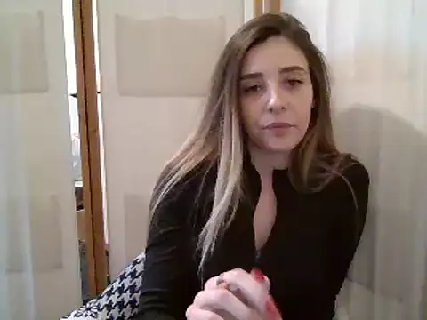 Snapshot of MissBella131 chatting on 02.19.25 MissBella131 online show from 02.19.25