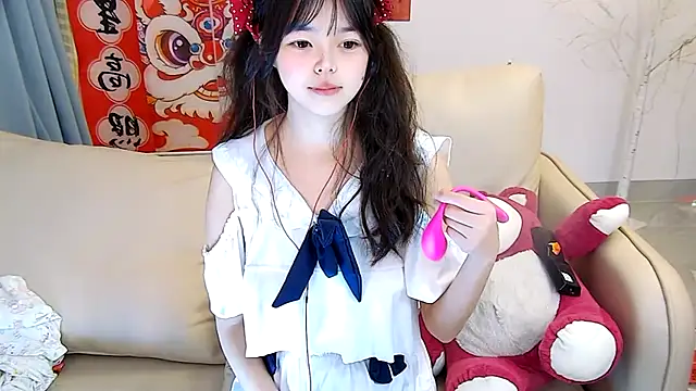 Snapshot of mango-a chatting on 02.04.25 mango-a online show from 02.04.25