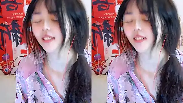 Snapshot of mango-a chatting on 02.07.25 mango-a online show from 02.07.25