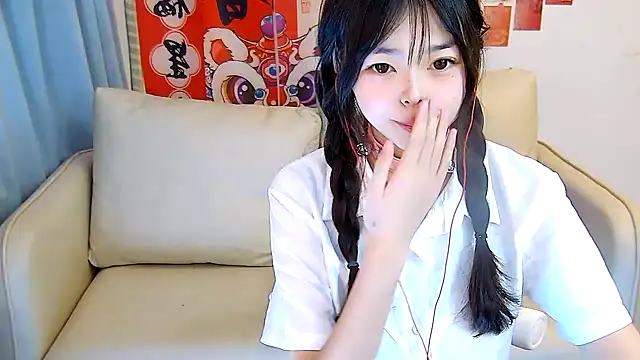 Snapshot of mango-a chatting on 02.09.25 mango-a online show from 02.09.25