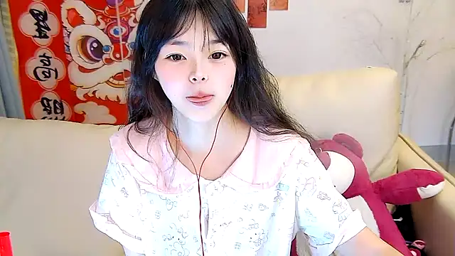 Snapshot of mango-a chatting on 02.16.25 mango-a online show from 02.16.25