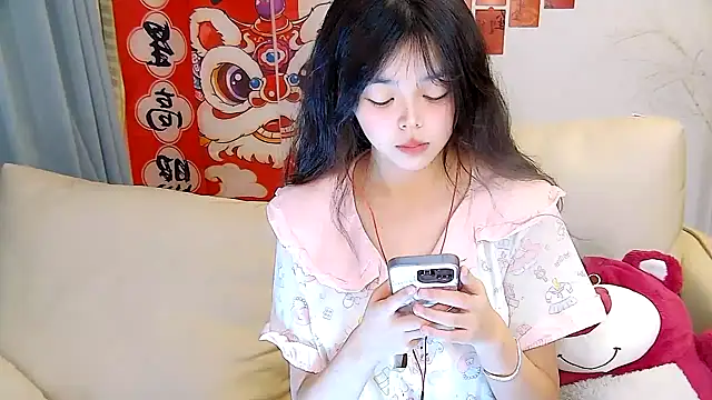 Snapshot of mango-a chatting on 02.21.25 mango-a online show from 02.21.25