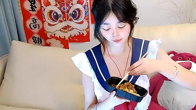 Snapshot of mango-a chatting on 02.24.25 mango-a online show from 02.24.25