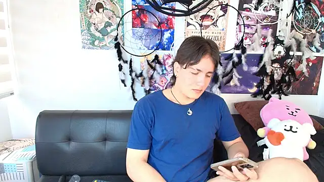 Snapshot of lukashollow_ chatting on 11.01.25 lukashollow online show from 11.01.25