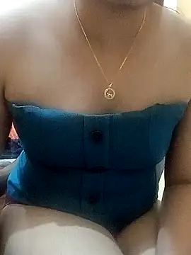 Snapshot of Indianhyna chatting on 02.07.25 Indianhyna online show from 02.07.25