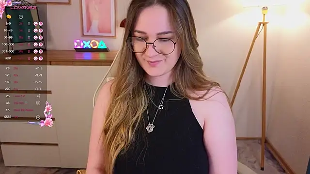 Emma B1uem online show from 10.14.25