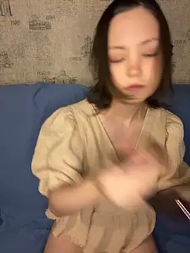 Snapshot of lalallalalaa- chatting on 09.24.25 lalallalalaa- online show from 09.24.25