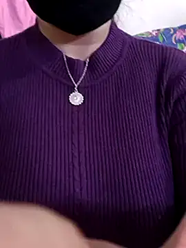 Snapshot of Anamika_Kapoor chatting on 12.28.24 Anamika Kapoor online show from 12.28.24