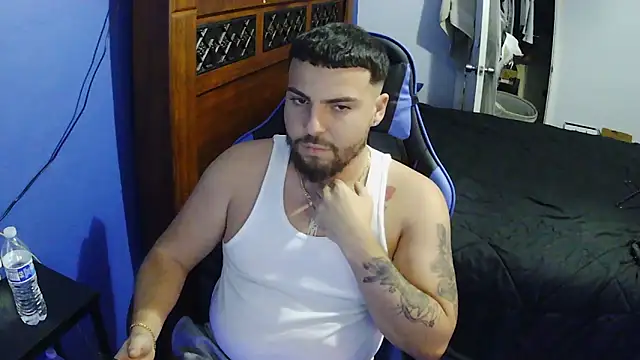 Snapshot of MasterKvn chatting on 01.30.25 MasterKvn online show from 01.30.25