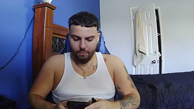 Snapshot of MasterKvn chatting on 01.30.25 MasterKvn online show from 01.30.25