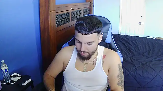 Snapshot of MasterKvn chatting on 02.28.25 MasterKvn online show from 02.28.25