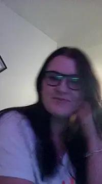 Snapshot of _CumSeeV_ chatting on 12.31.24  CumSeeV  online show from 12.31.24