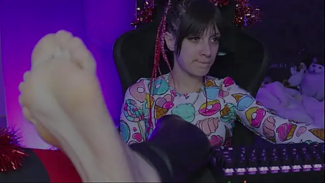 Snapshot of Kathleen_Meow chatting on 01.01.25 Kathleen Meow online show from 01.01.25