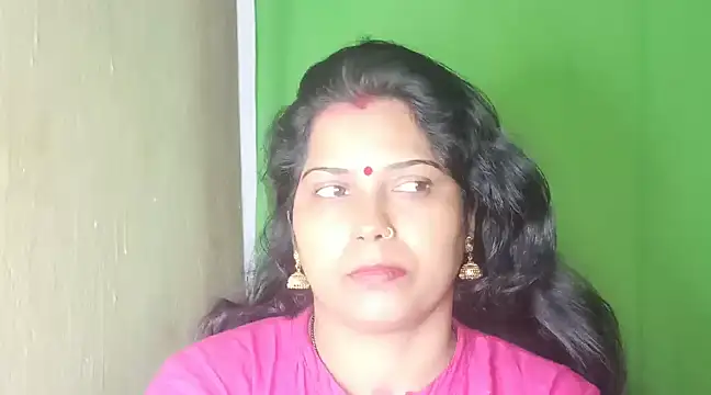 Snapshot of mamoni91 chatting on 12.28.24 mamoni91 online show from 12.28.24