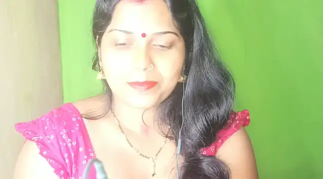 Snapshot of mamoni91 chatting on 12.28.24 mamoni91 online show from 12.28.24