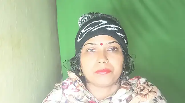 Snapshot of mamoni91 chatting on 01.05.25 mamoni91 online show from 01.05.25