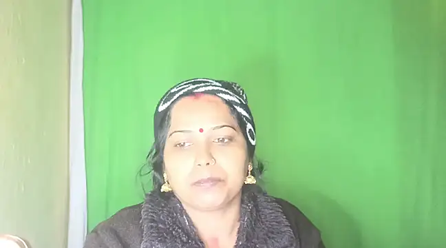 Snapshot of mamoni91 chatting on 01.10.25 mamoni91 online show from 01.10.25