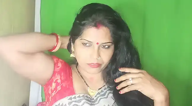 Snapshot of mamoni91 chatting on 01.18.25 mamoni91 online show from 01.18.25