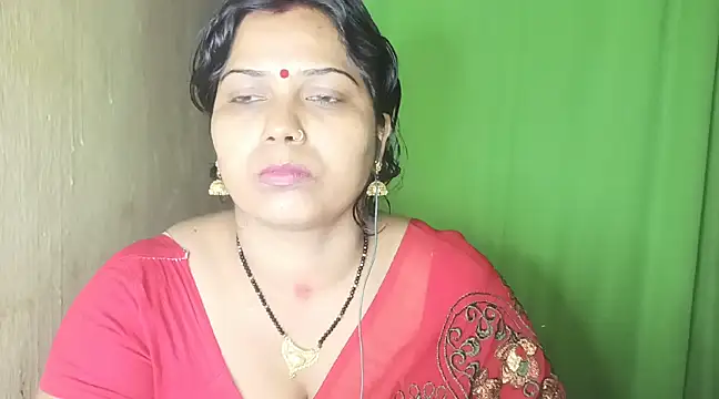 Snapshot of mamoni91 chatting on 02.07.25 mamoni91 online show from 02.07.25