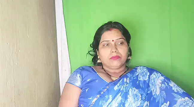 Snapshot of mamoni91 chatting on 02.11.25 mamoni91 online show from 02.11.25