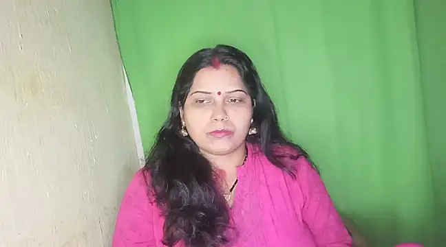 Snapshot of mamoni91 chatting on 02.12.25 mamoni91 online show from 02.12.25