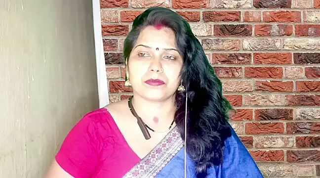 Snapshot of mamoni91 chatting on 02.18.25 mamoni91 online show from 02.18.25