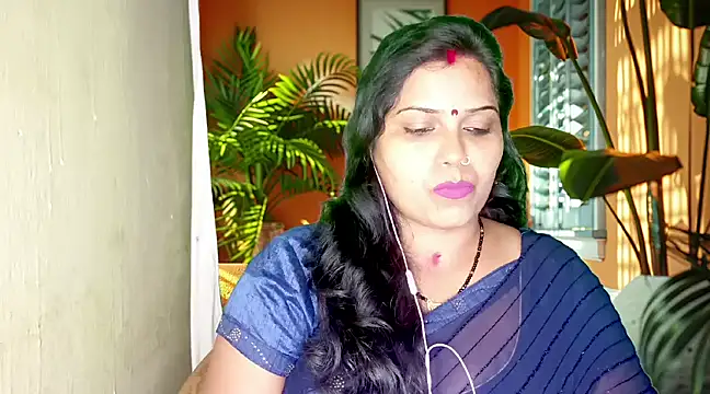 Snapshot of mamoni91 chatting on 02.20.25 mamoni91 online show from 02.20.25