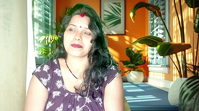 Snapshot of mamoni91 chatting on 02.22.25 mamoni91 online show from 02.22.25