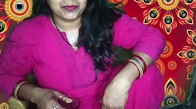 Snapshot of mamoni91 chatting on 03.18.25 mamoni91 online show from 03.18.25