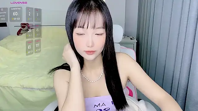 Snapshot of -Wendy__ chatting on 01.08.25 -Wendy online show from 01.08.25