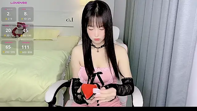 Snapshot of -Wendy__ chatting on 01.30.25 -Wendy online show from 01.30.25