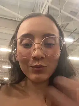 Snapshot of Kay_LustyWife chatting on 12.11.24 Kay LustyWife online show from 12.11.24