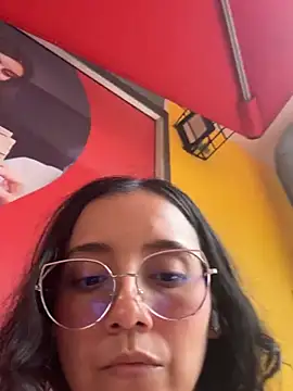 Snapshot of Kay_LustyWife chatting on 02.24.25 Kay LustyWife online show from 02.24.25