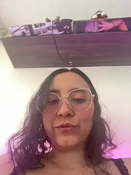 Snapshot of Kay_LustyWife chatting on 03.12.25 Kay LustyWife online show from 03.12.25